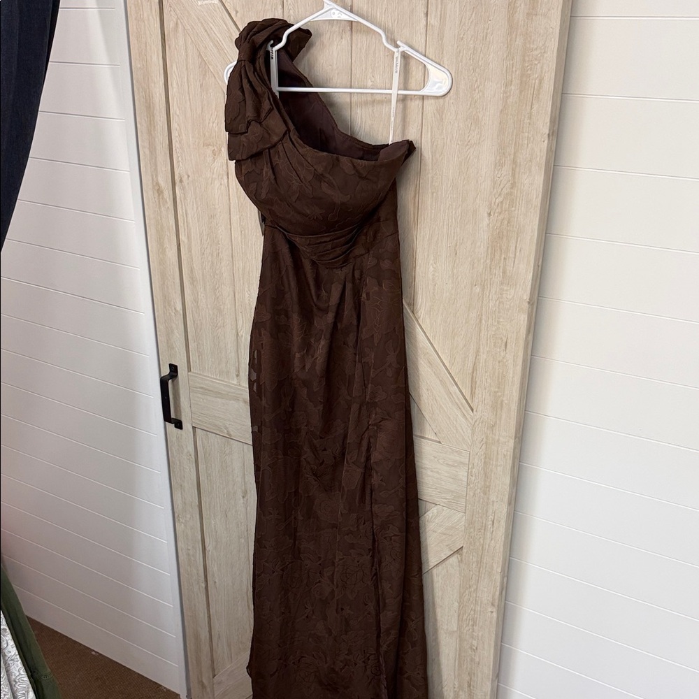 Elegant Brown One-Shoulder Dress